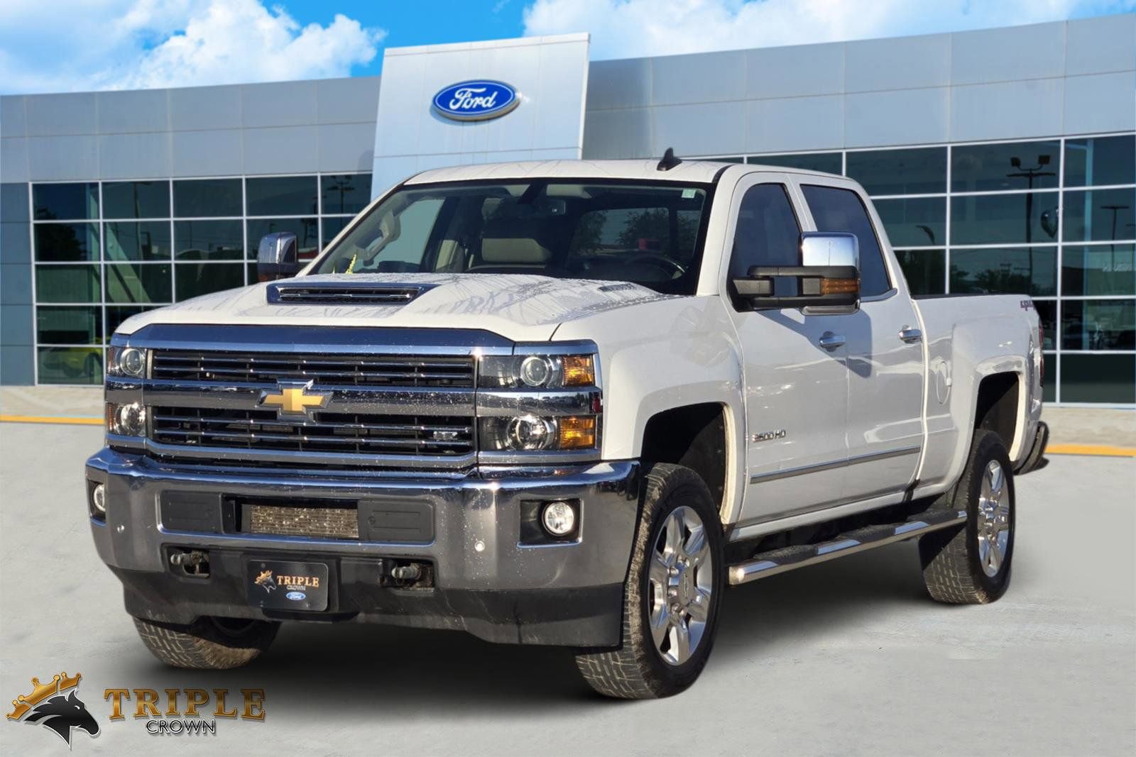 Used 2018 Chevrolet Silverado 2500 LTZ w/ Duramax Plus Package AWD/4WD image 2