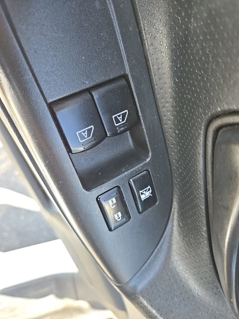 Used 2021 Nissan NV200 S w/ Back Door Glass Package image 10