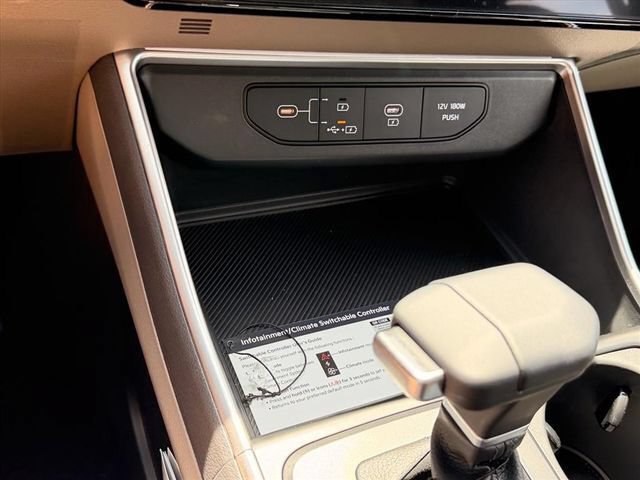 New 2026 Kia Carnival FWD image 23