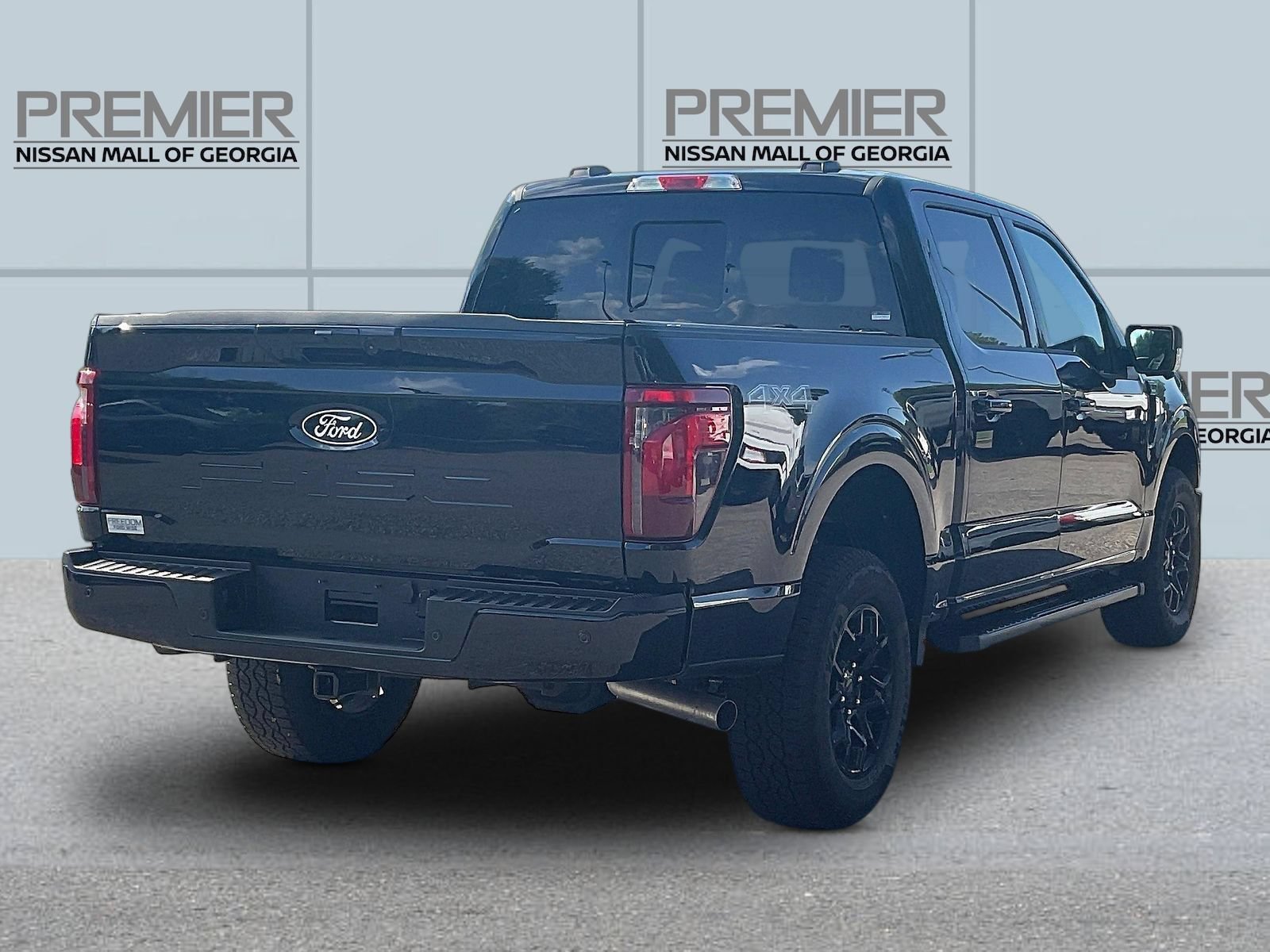 Used 2026 Ford F150 XLT w/ Equipment Group 302A MID AWD/4WD image 7
