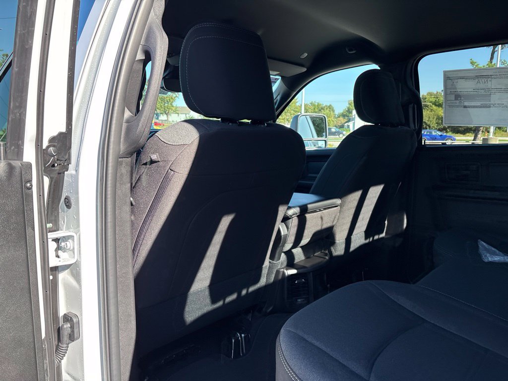New 2027 RAM 3500 Tradesman AWD/4WD image 18