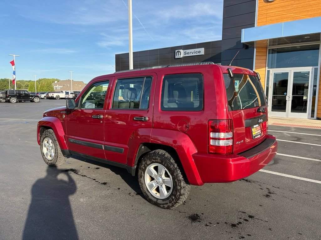 Used 2012 Jeep Liberty Sport AWD/4WD image 3