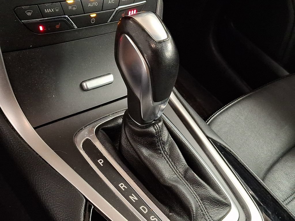 Used 2018 Ford Edge SEL w/ Equipment Group 201A AWD/4WD image 13
