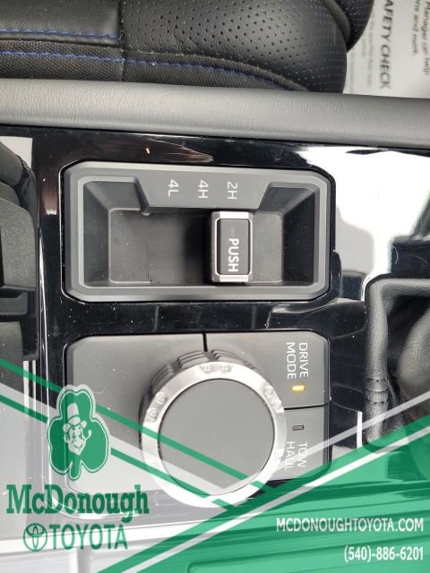 Certified 2024 Toyota Sequoia Platinum image 28