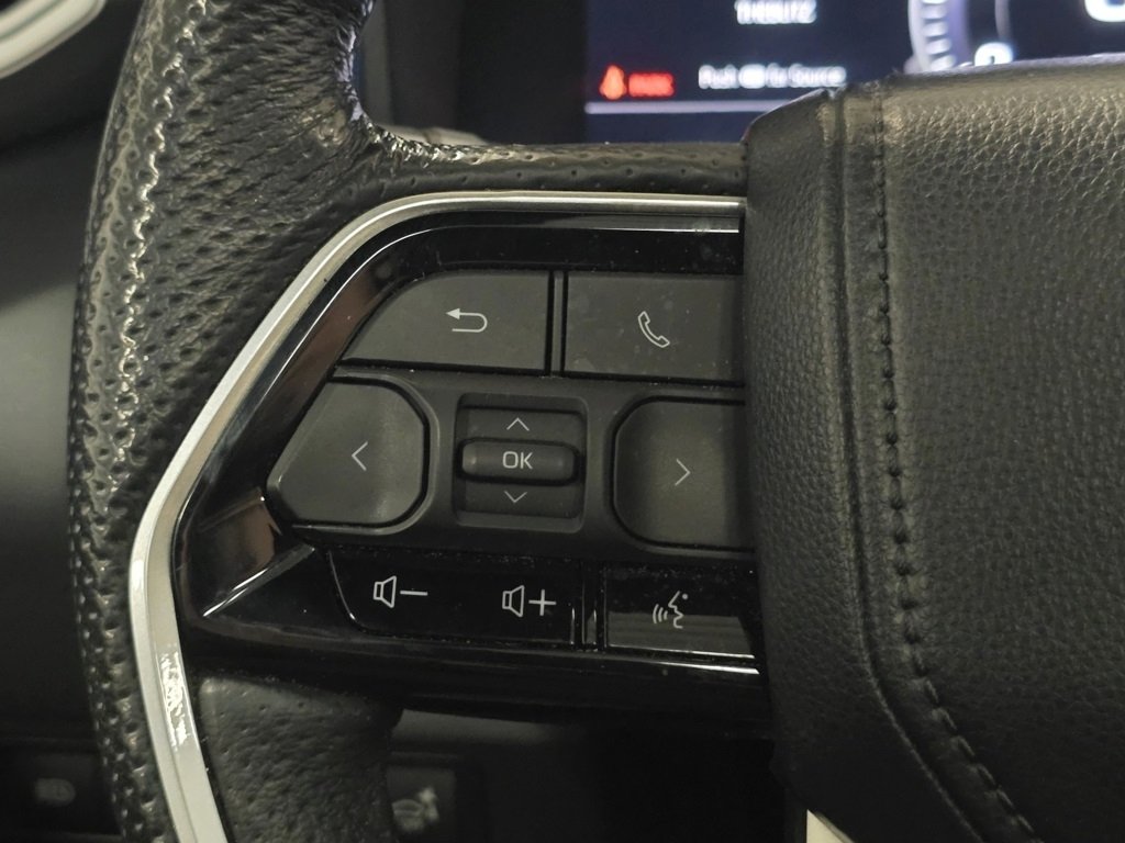 Used 2023 Toyota Tundra Platinum image 37