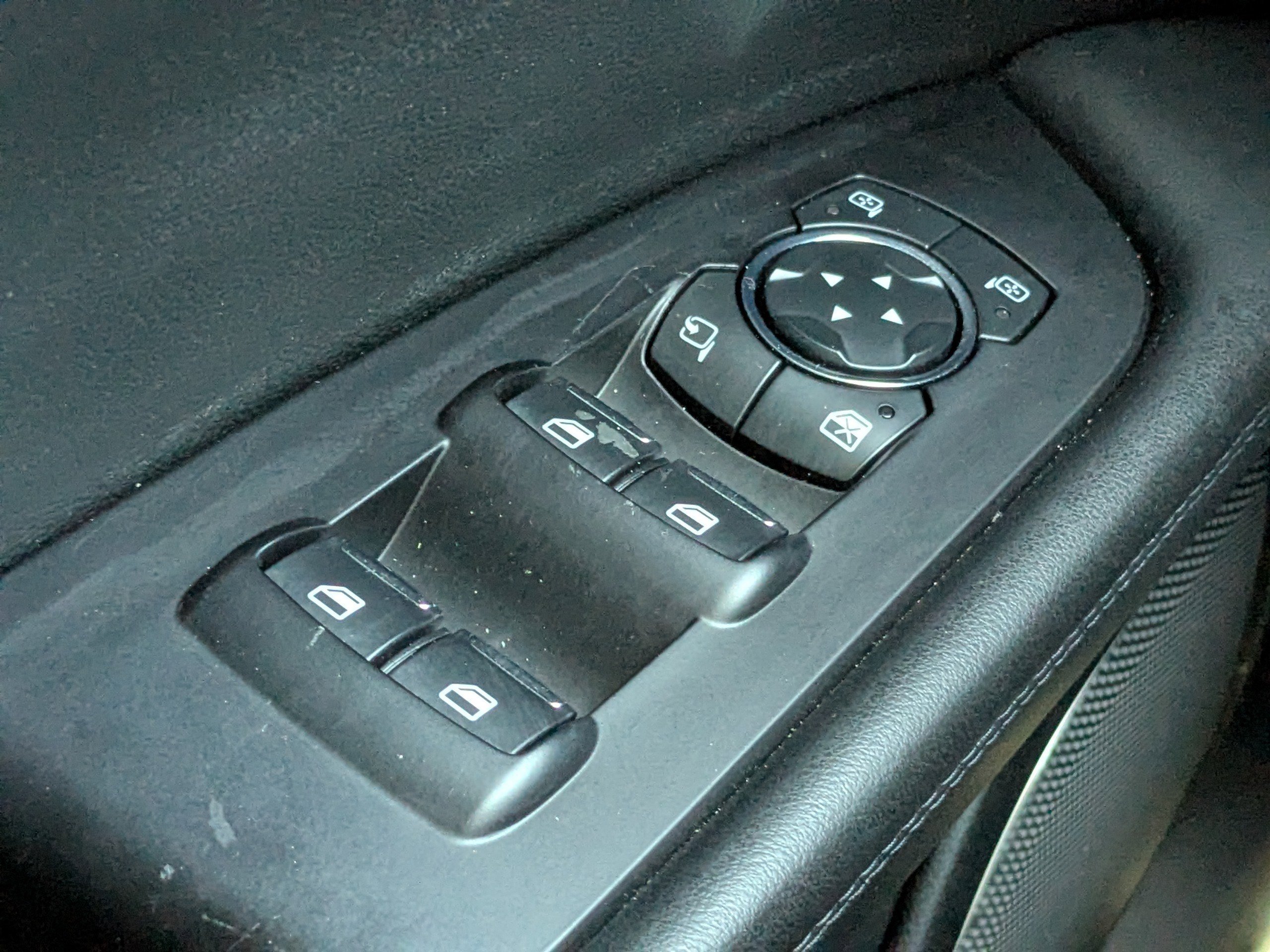 Used 2023 Lincoln Nautilus FWD w/ Premium Package image 25