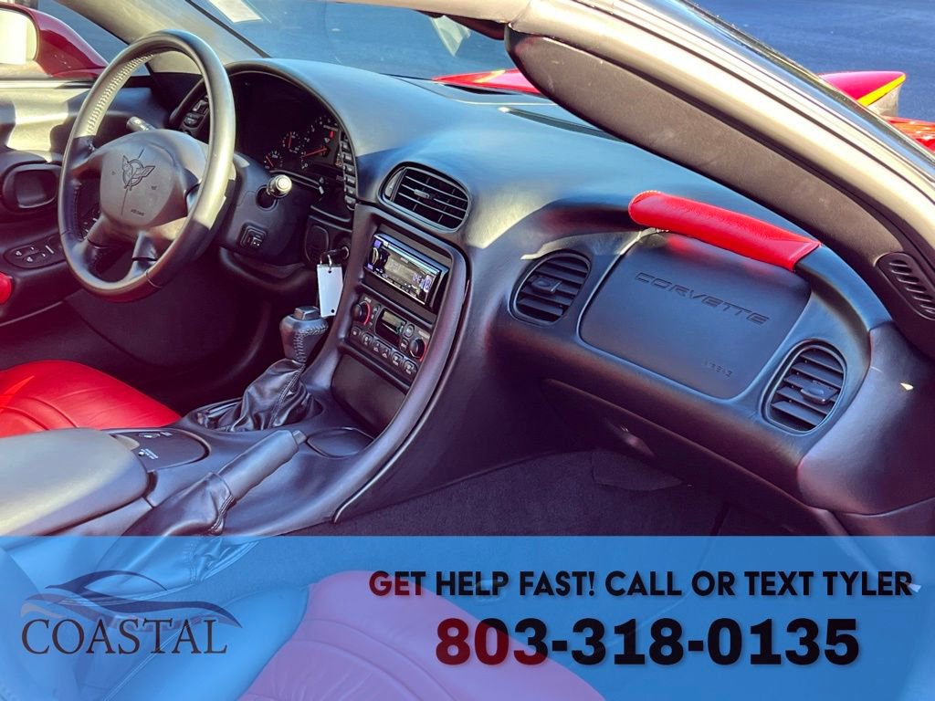 Used 2004 Chevrolet Corvette Coupe w/ Preferred Equipment Group image 21