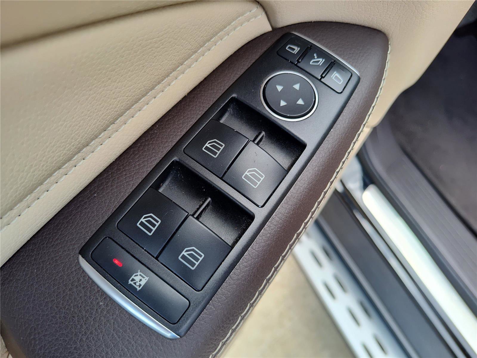 Used 2018 Mercedes-Benz GLE 350 image 16