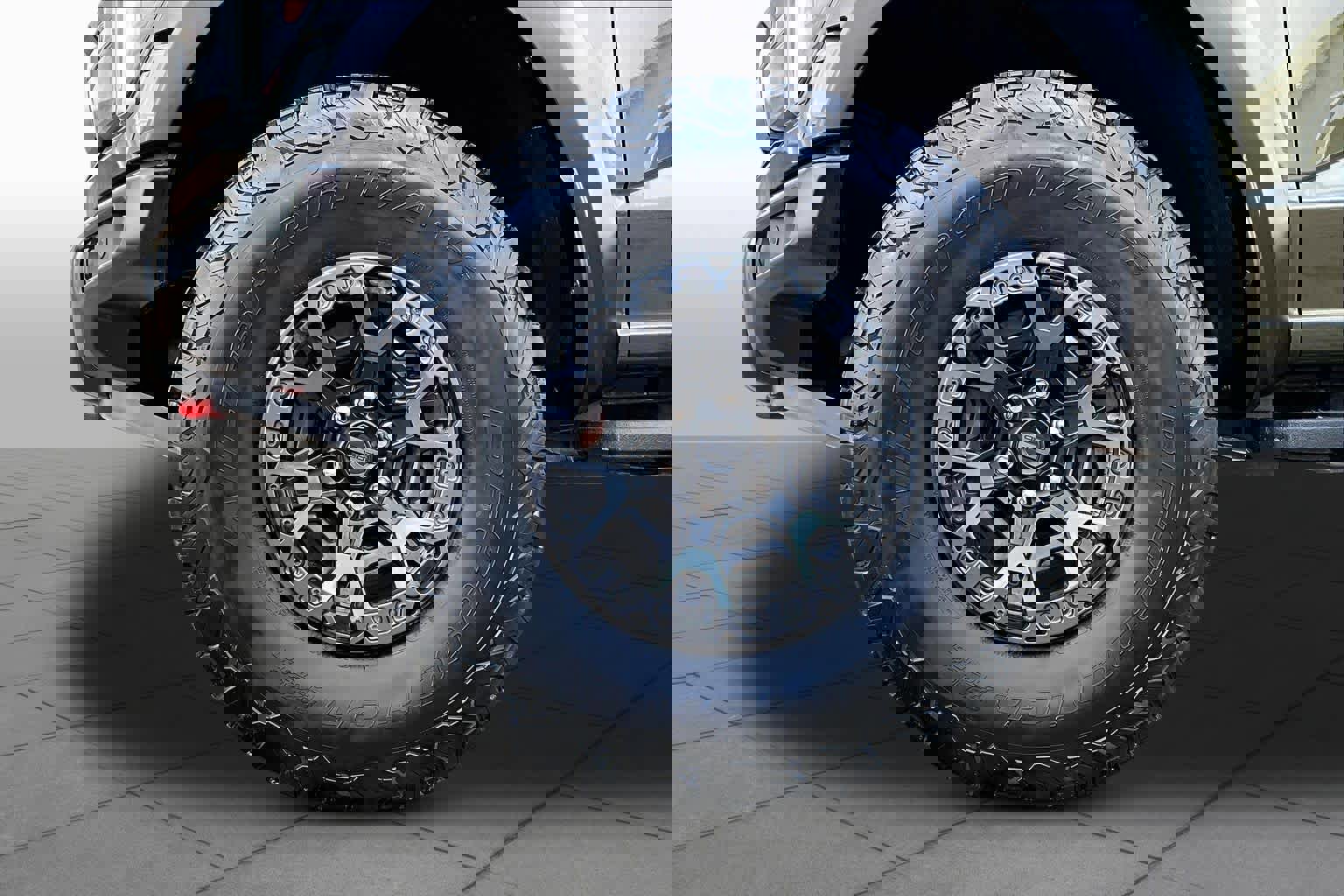 Used 2025 Ford F150 Raptor w/ Equipment Group 803A Raptor R image 21