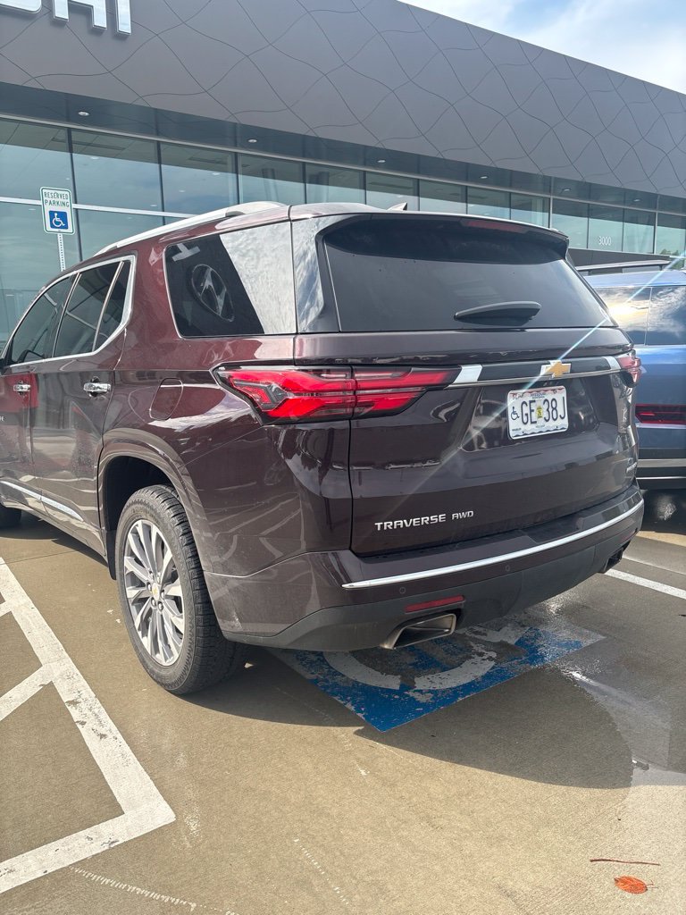 Used 2022 Chevrolet Traverse Premier w/ LPO, Floor Liner Package AWD/4WD image 6