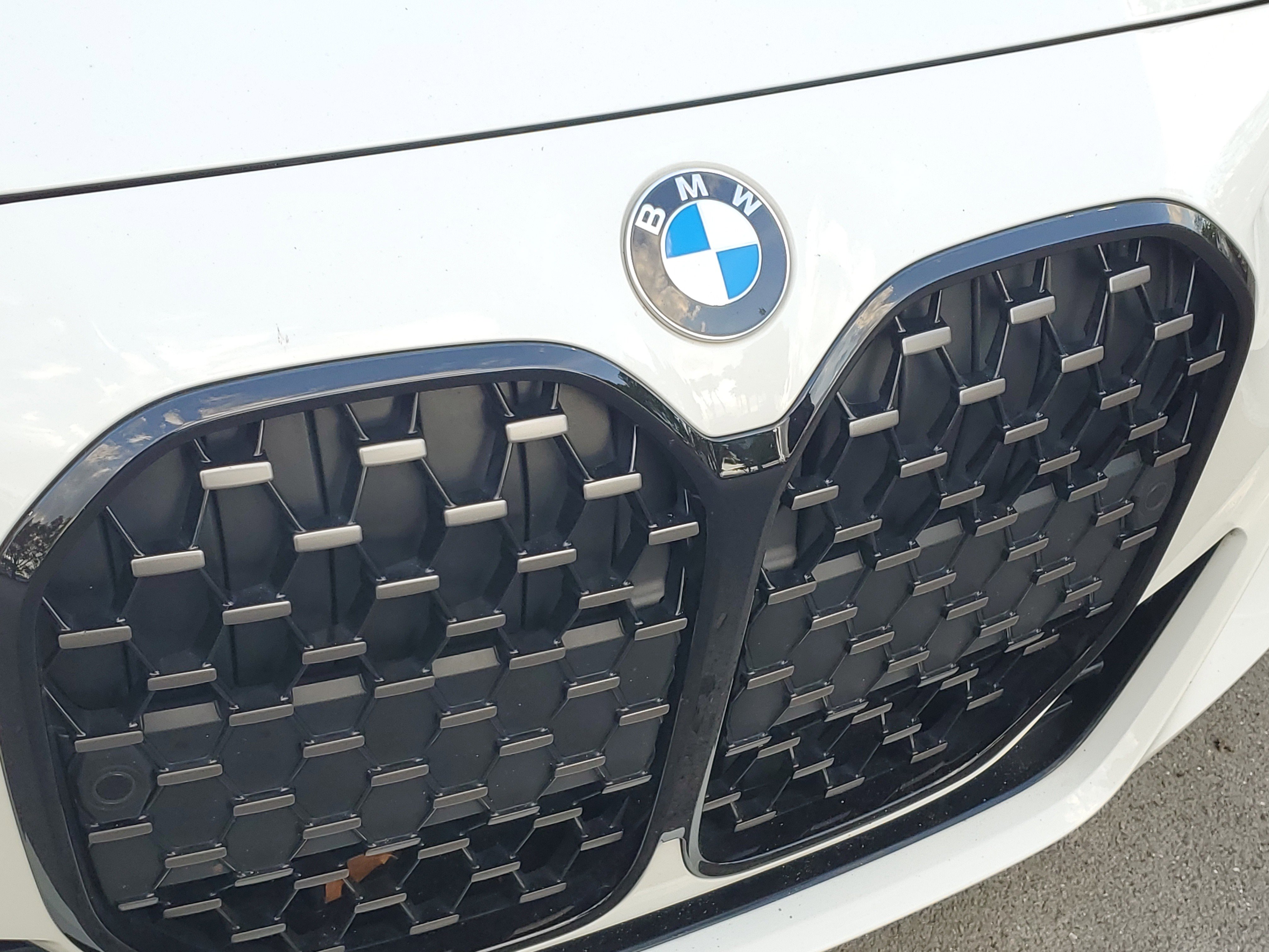 Certified 2024 BMW 430i Coupe w/ M Sport Package RWD image 6