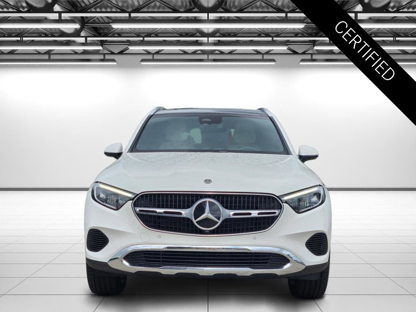 Certified 2026 Mercedes-Benz GLC 300 image 4