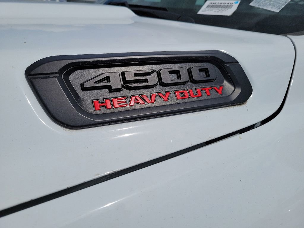 New 2024 RAM 4500 Tradesman image 19