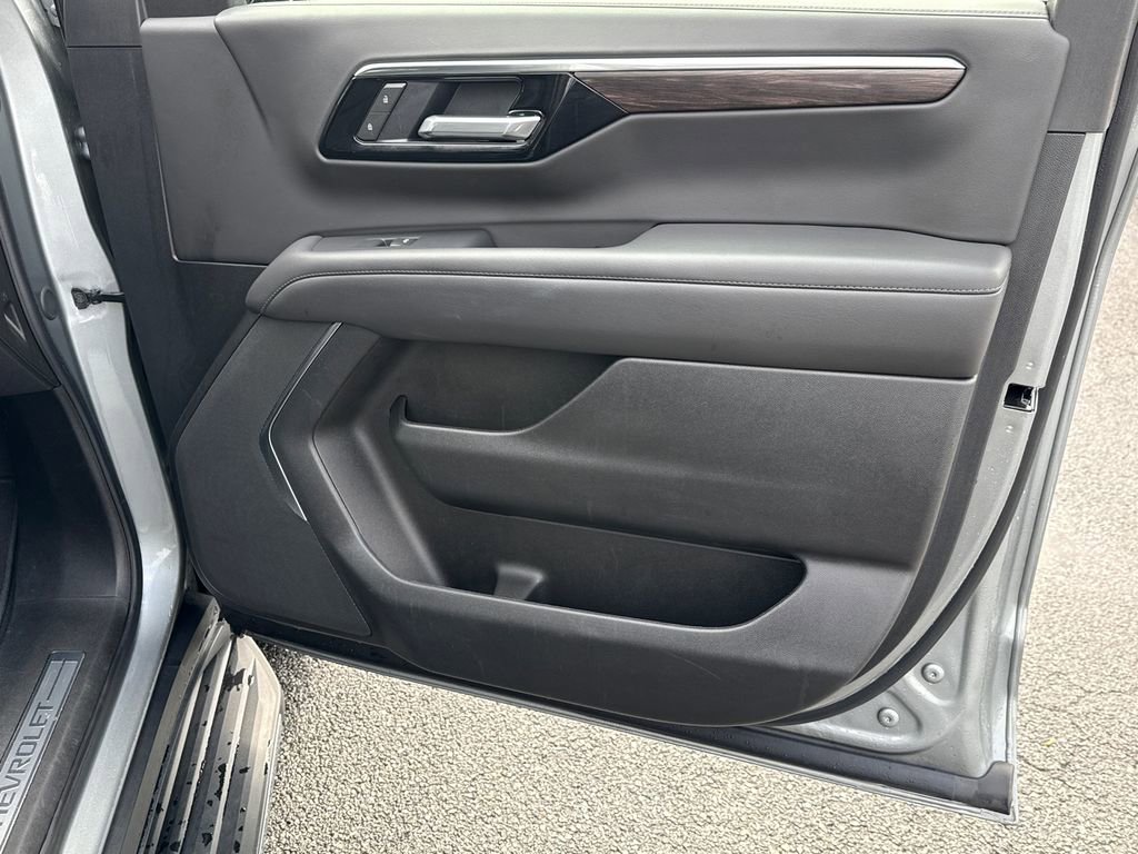 Certified 2025 Chevrolet Tahoe LT image 14