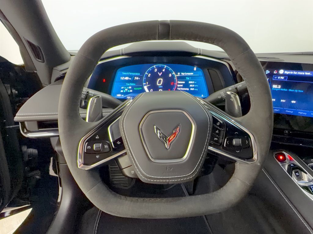 Used 2025 Chevrolet Corvette Stingray Preferred Conv w/ Z51 Performance Package RWD image 10