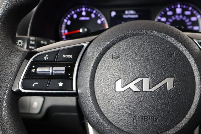 Certified 2024 Kia Forte LXS FWD image 8