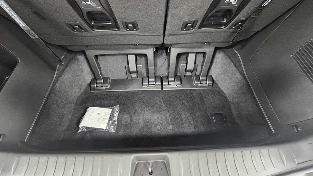 New 2026 Kia Carnival FWD image 19