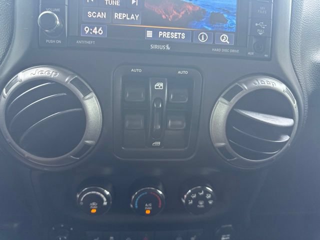 Used 2017 Jeep Wrangler Unlimited Sport AWD/4WD image 15