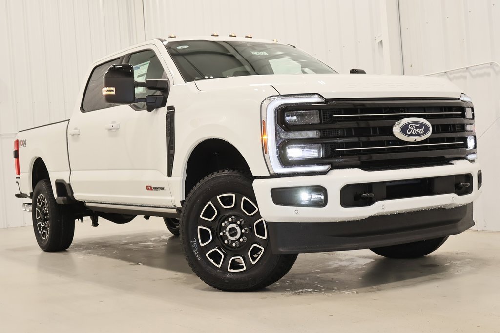 New 2025 Ford F350 Platinum w/ FX4 Off-Road Package image 38