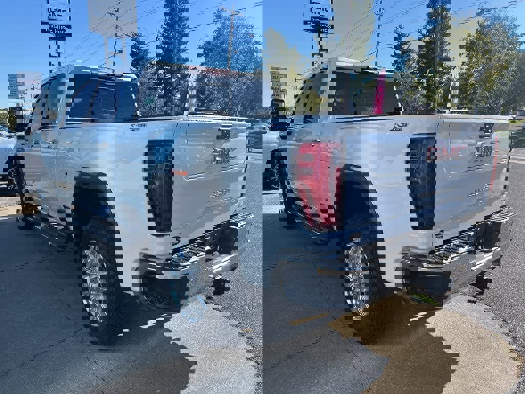 Used 2024 GMC Sierra 2500 SLT image 5