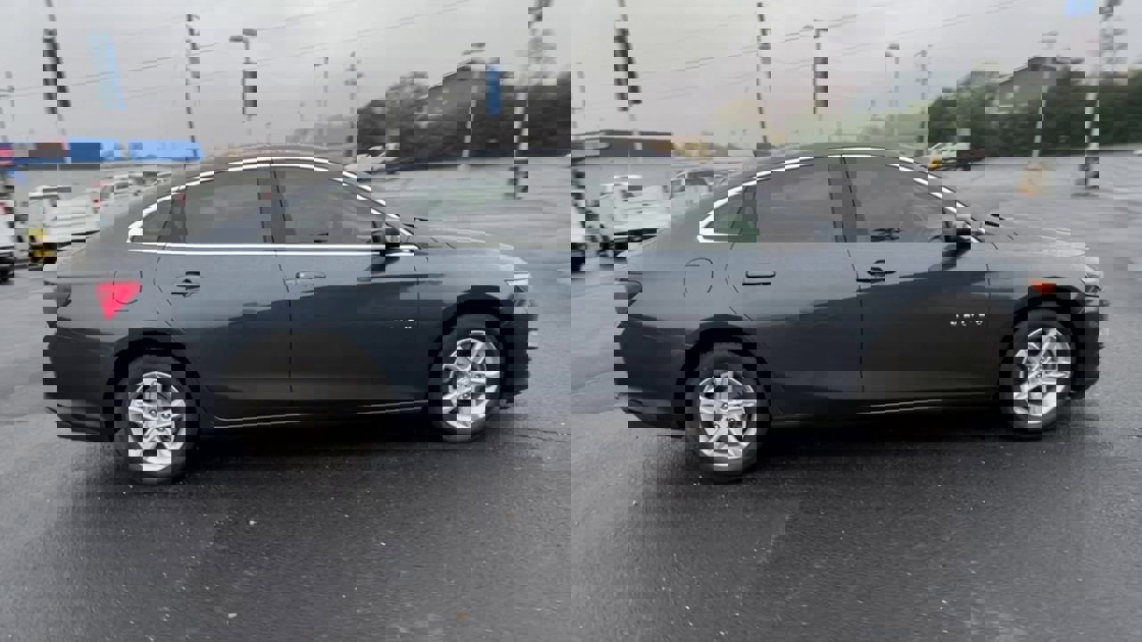 Used 2020 Chevrolet Malibu LS w/ Driver Confidence Package II image 9