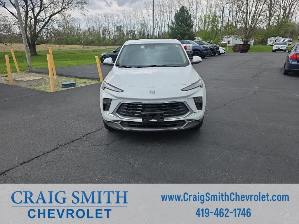 Used 2025 Buick Encore GX Preferred AWD/4WD image 9