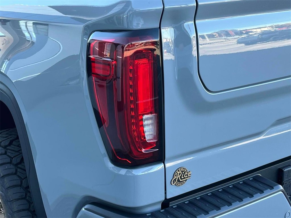 New 2025 GMC Sierra 1500 Denali image 10