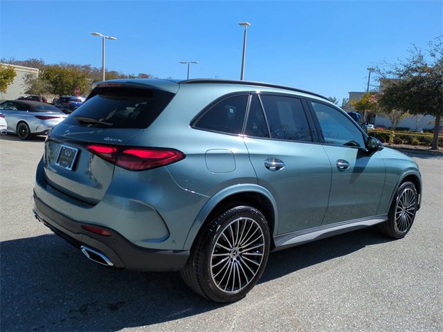 Used 2025 Mercedes-Benz GLC 300 4MATIC image 4