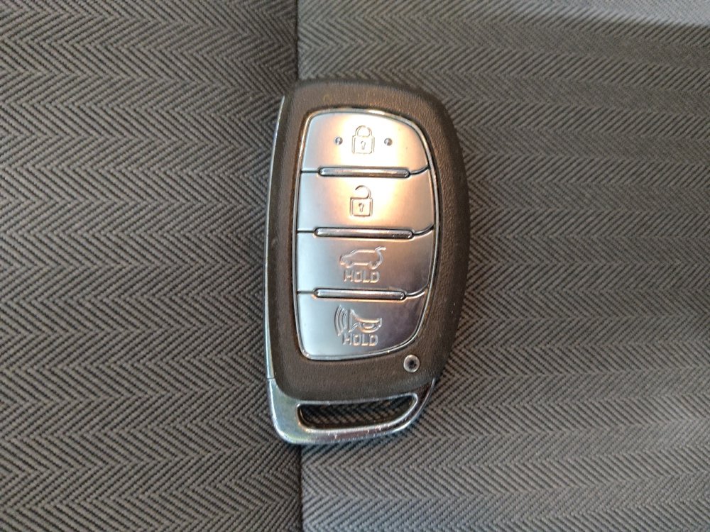 Used 2021 Hyundai Ioniq SE image 32