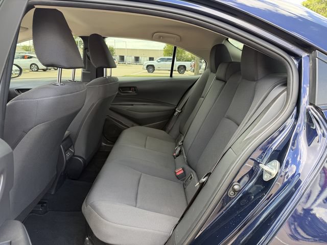 Used 2025 Toyota Corolla LE FWD image 25