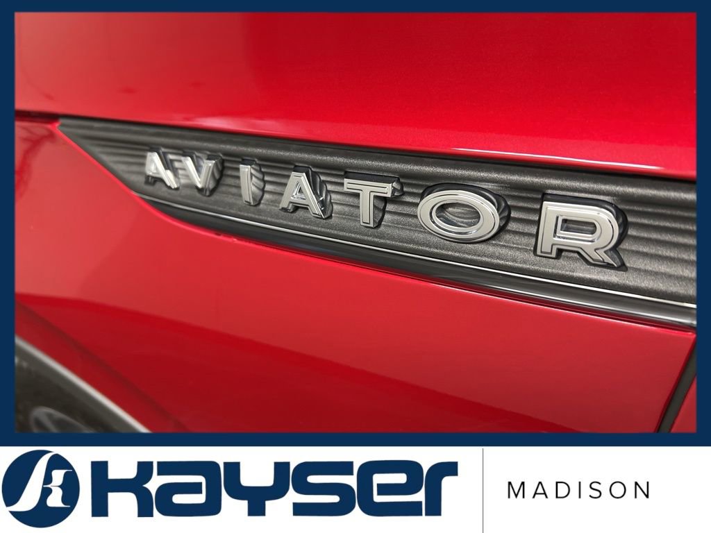 Used 2025 Lincoln Aviator Reserve w/ Illumination Package image 40