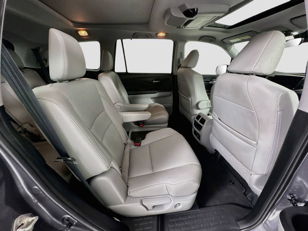 Used 2019 Honda Pilot Elite image 31