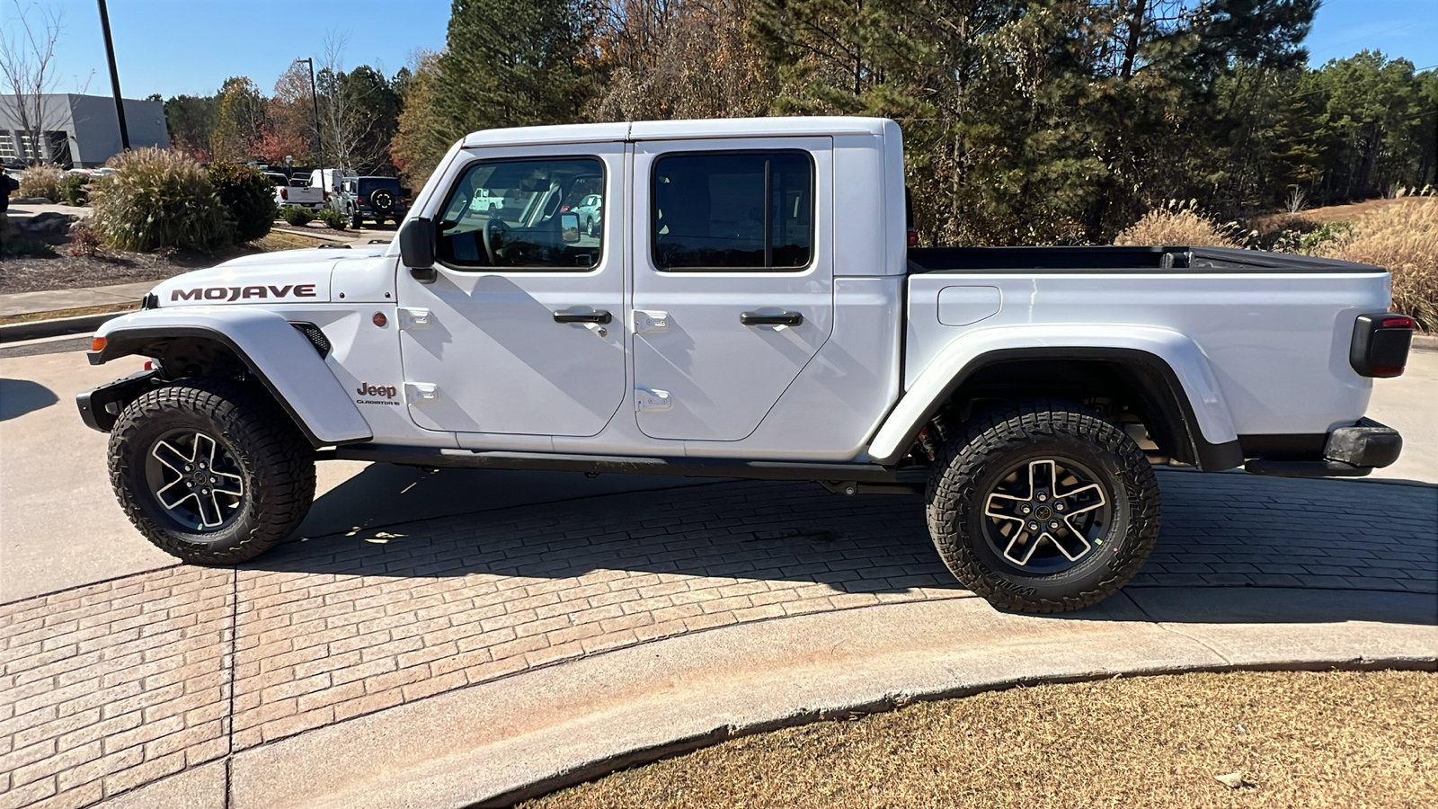 New 2026 Jeep Gladiator Mojave image 11