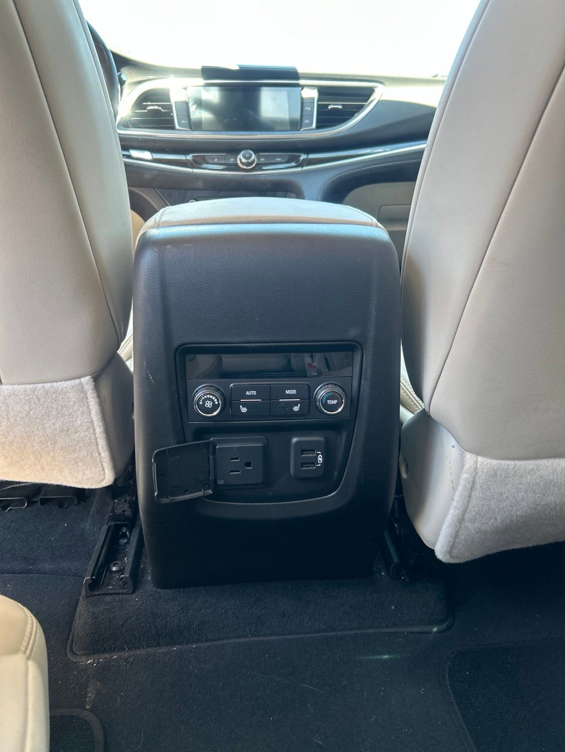 Used 2023 Buick Enclave Avenir w/ Avenir Technology Package FWD image 15