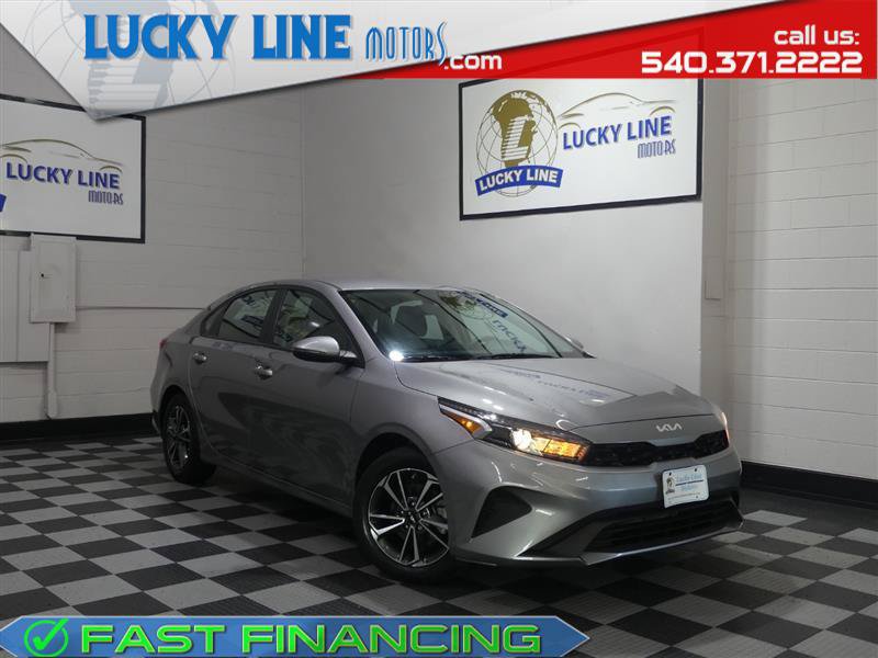 Used 2023 Kia Forte LXS w/ LXS Technology Package FWD image 1