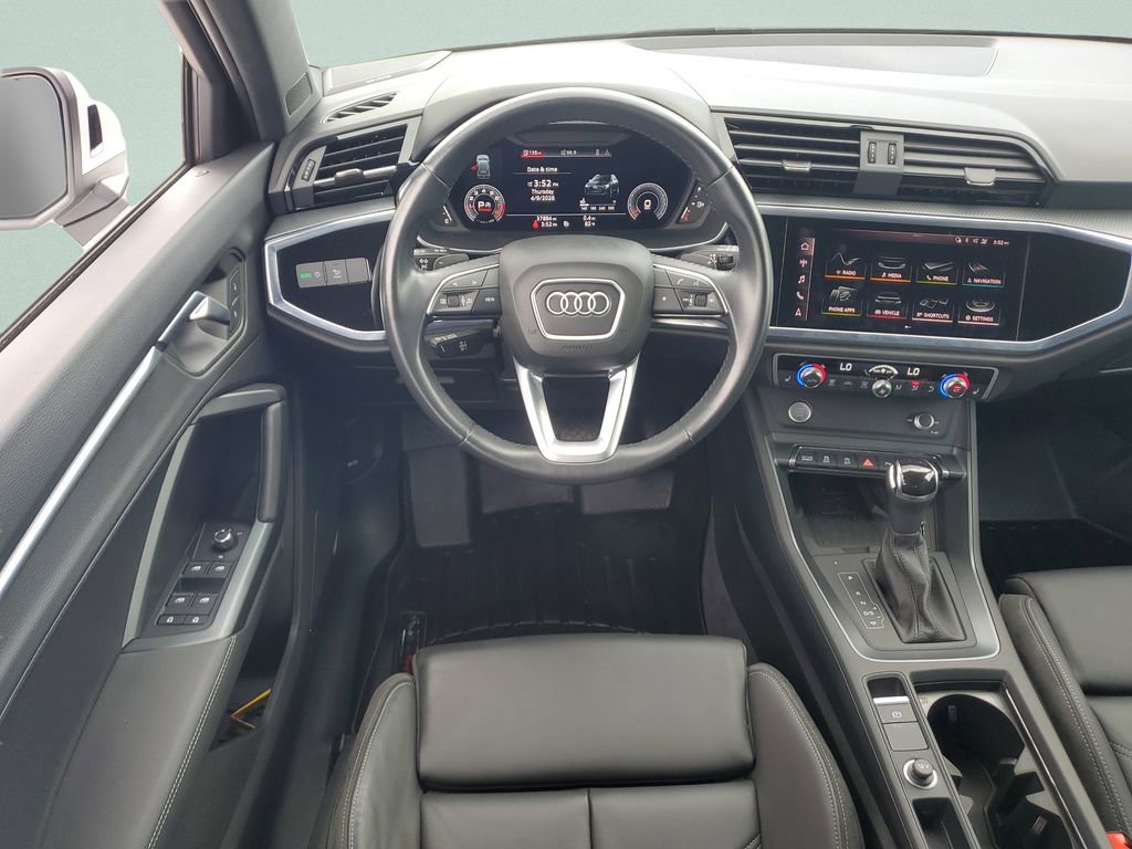 Used 2020 Audi Q3 2.0T Premium Plus w/ Premium Plus Package AWD/4WD image 20