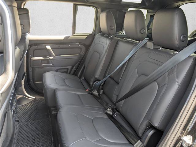 New 2026 Land Rover Defender 110 X-Dynamic SE AWD/4WD image 15