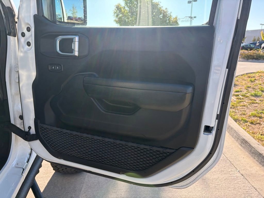 Used 2020 Jeep Gladiator Rubicon AWD/4WD image 20