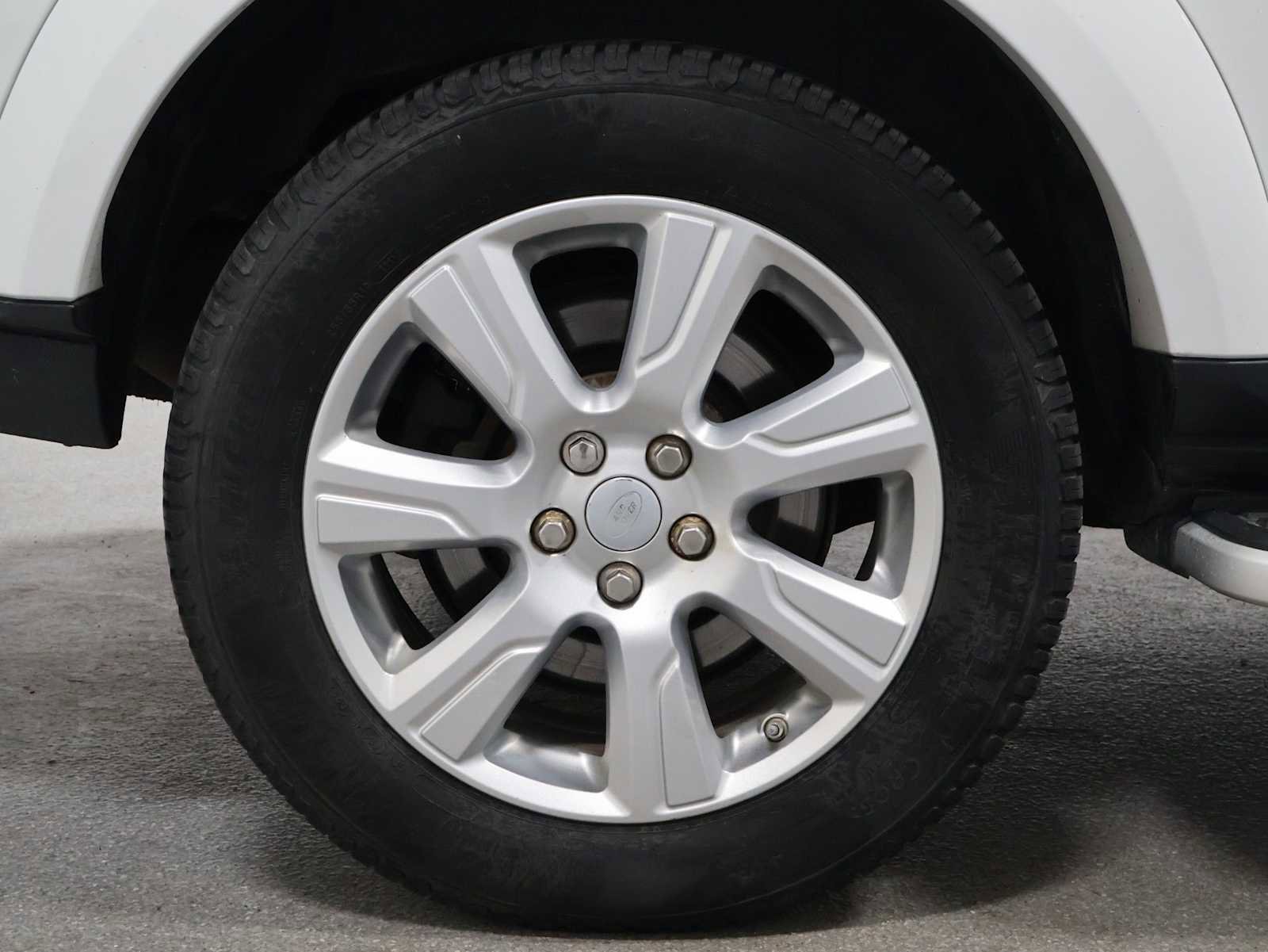 Used 2016 Land Rover LR4 HSE AWD/4WD image 33