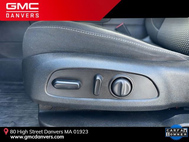 Used 2023 GMC Acadia SLE w/ Driver Convenience Package image 10