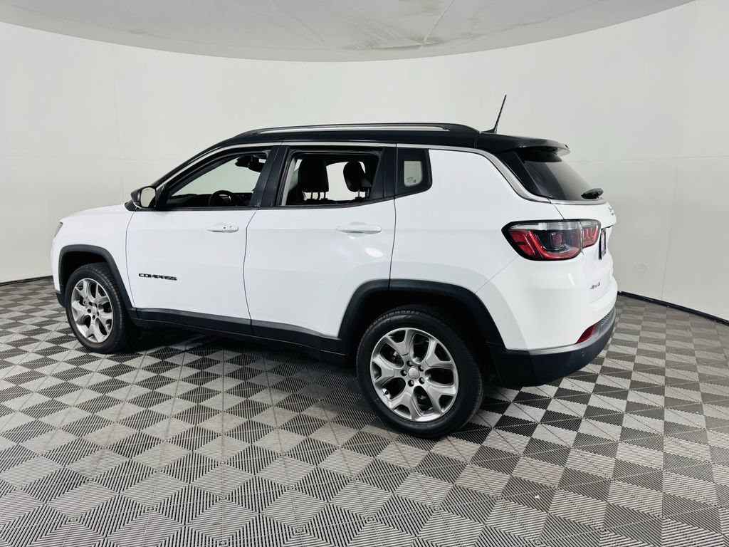 Used 2022 Jeep Compass Limited AWD/4WD image 23