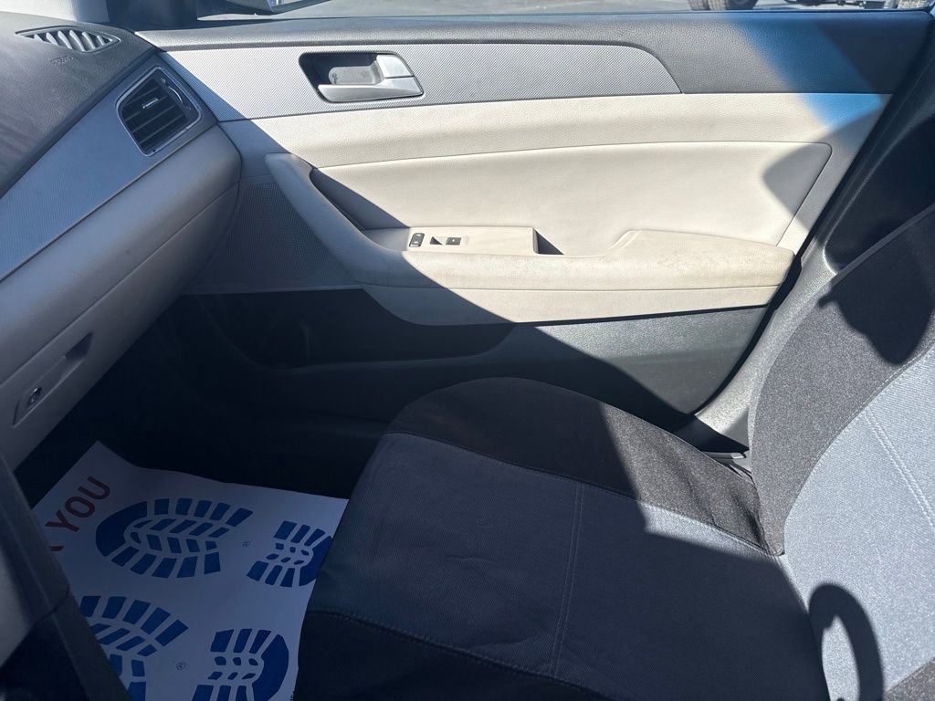 Used 2016 Hyundai Sonata SE image 23