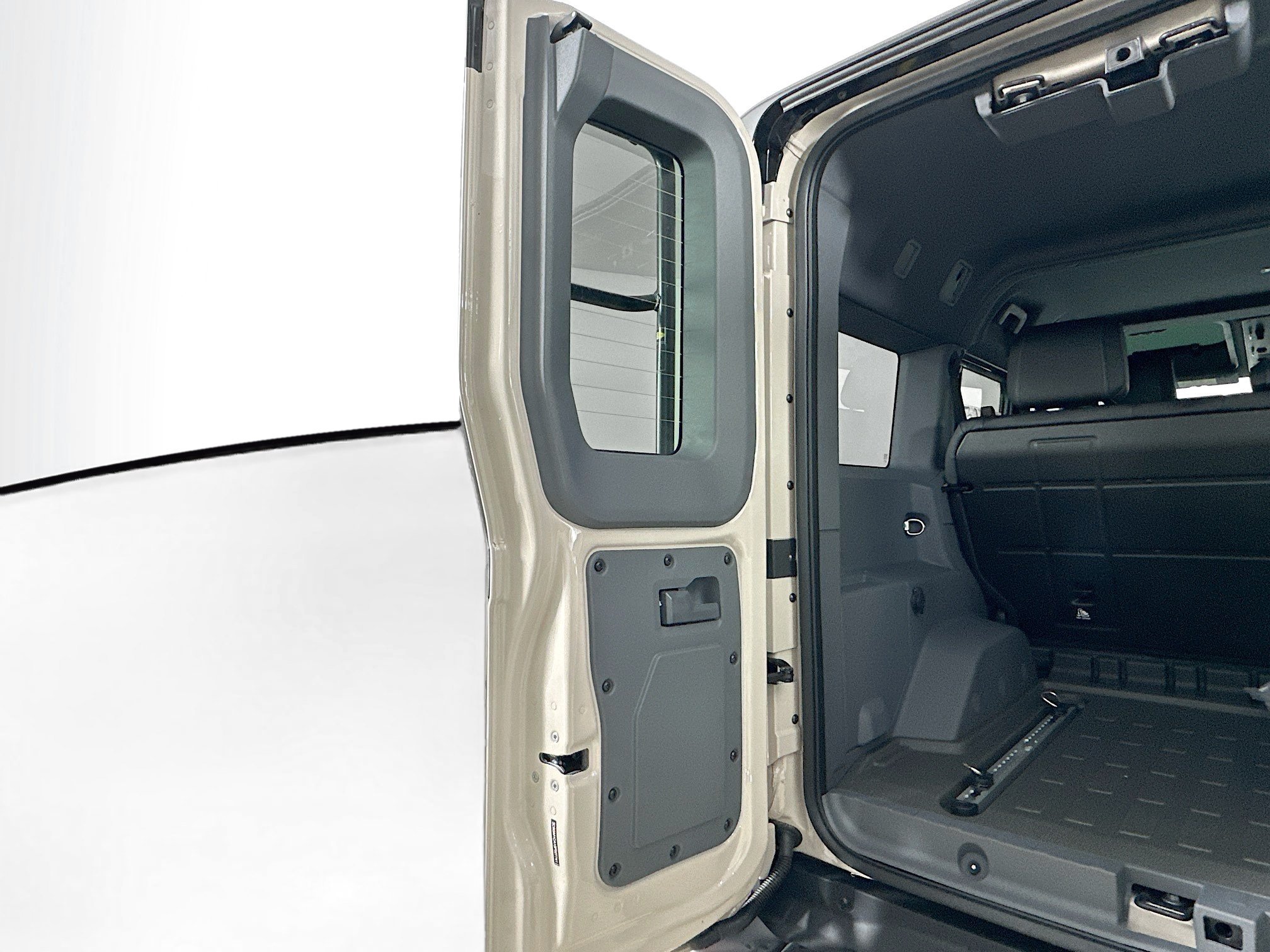 Used 2025 INEOS Grenadier AWD/4WD image 44