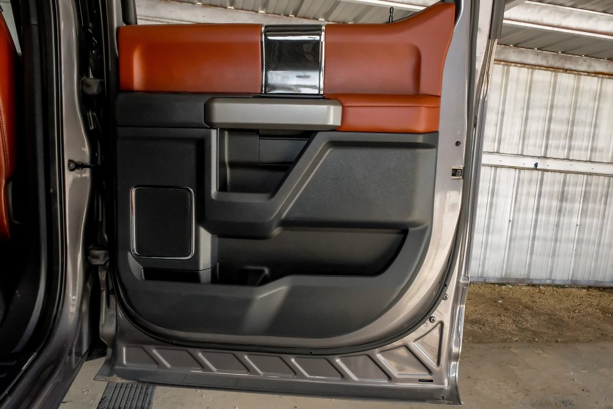 Used 2022 Ford F450 Platinum w/ FX4 Off-Road Package AWD/4WD image 49