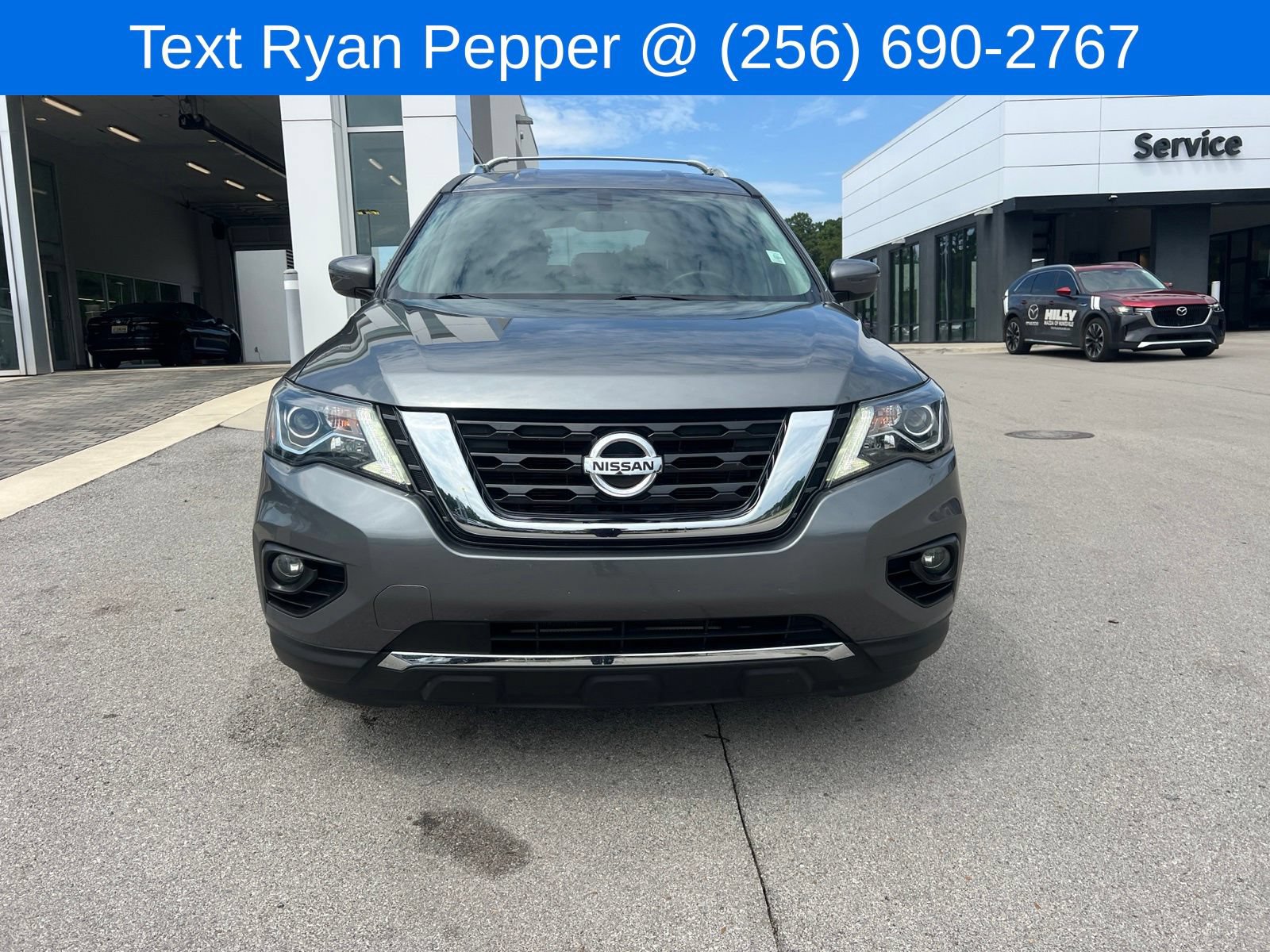 Used 2020 Nissan Pathfinder SV FWD image 2