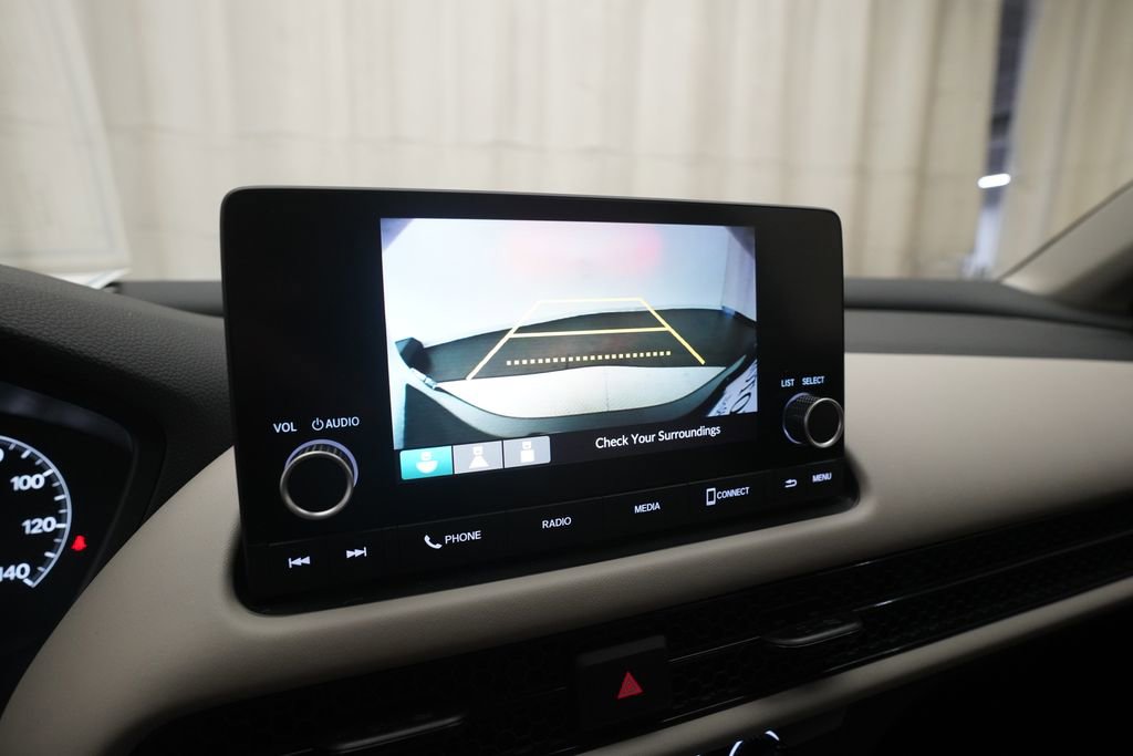 Certified 2025 Honda HR-V LX image 17