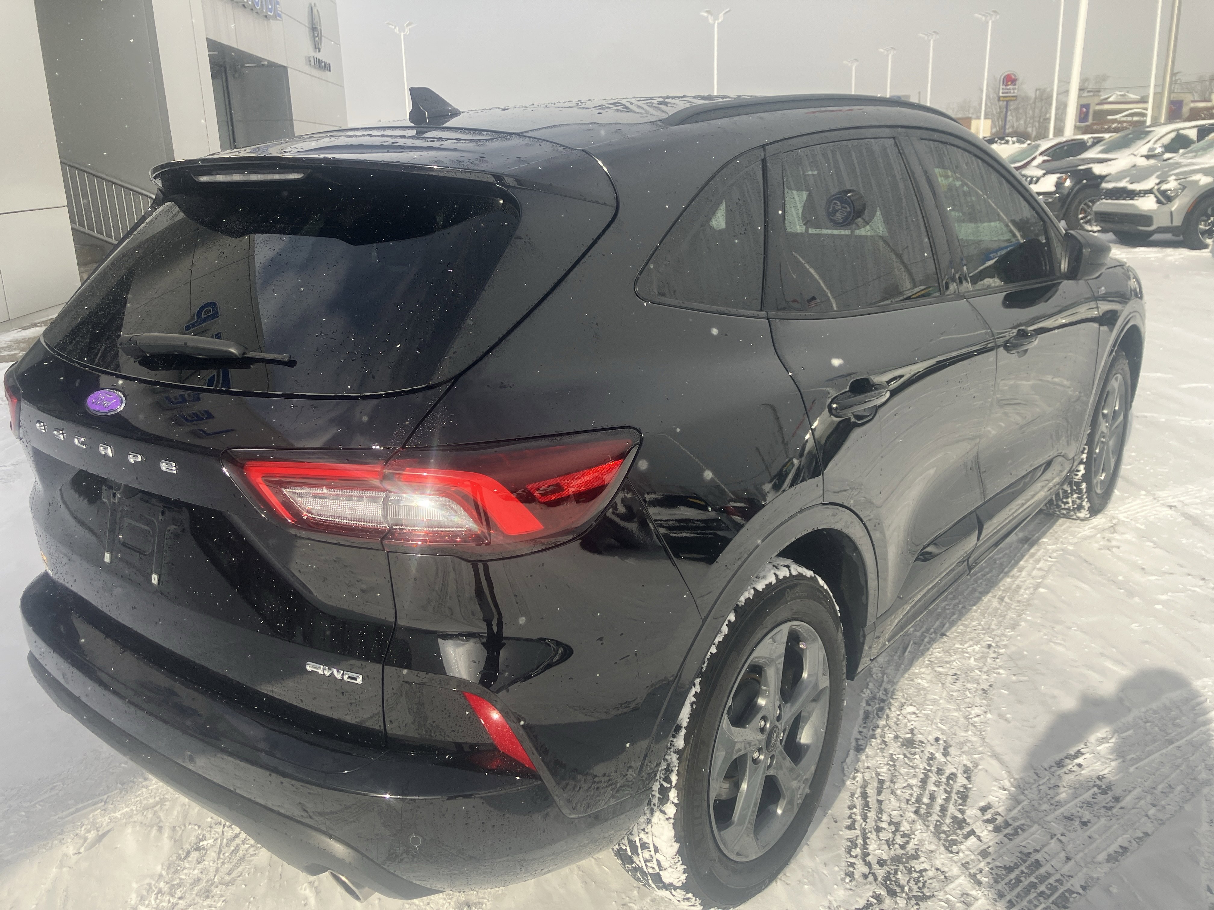 Used 2024 Ford Escape ST-Line w/ Tech Pack #1 image 7