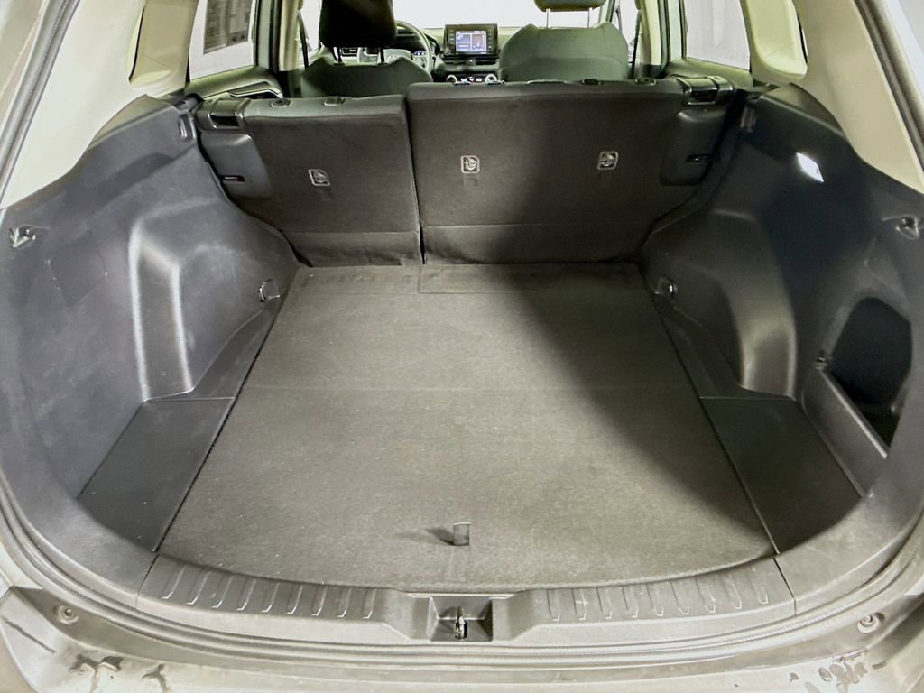Used 2020 Toyota RAV4 LE image 23