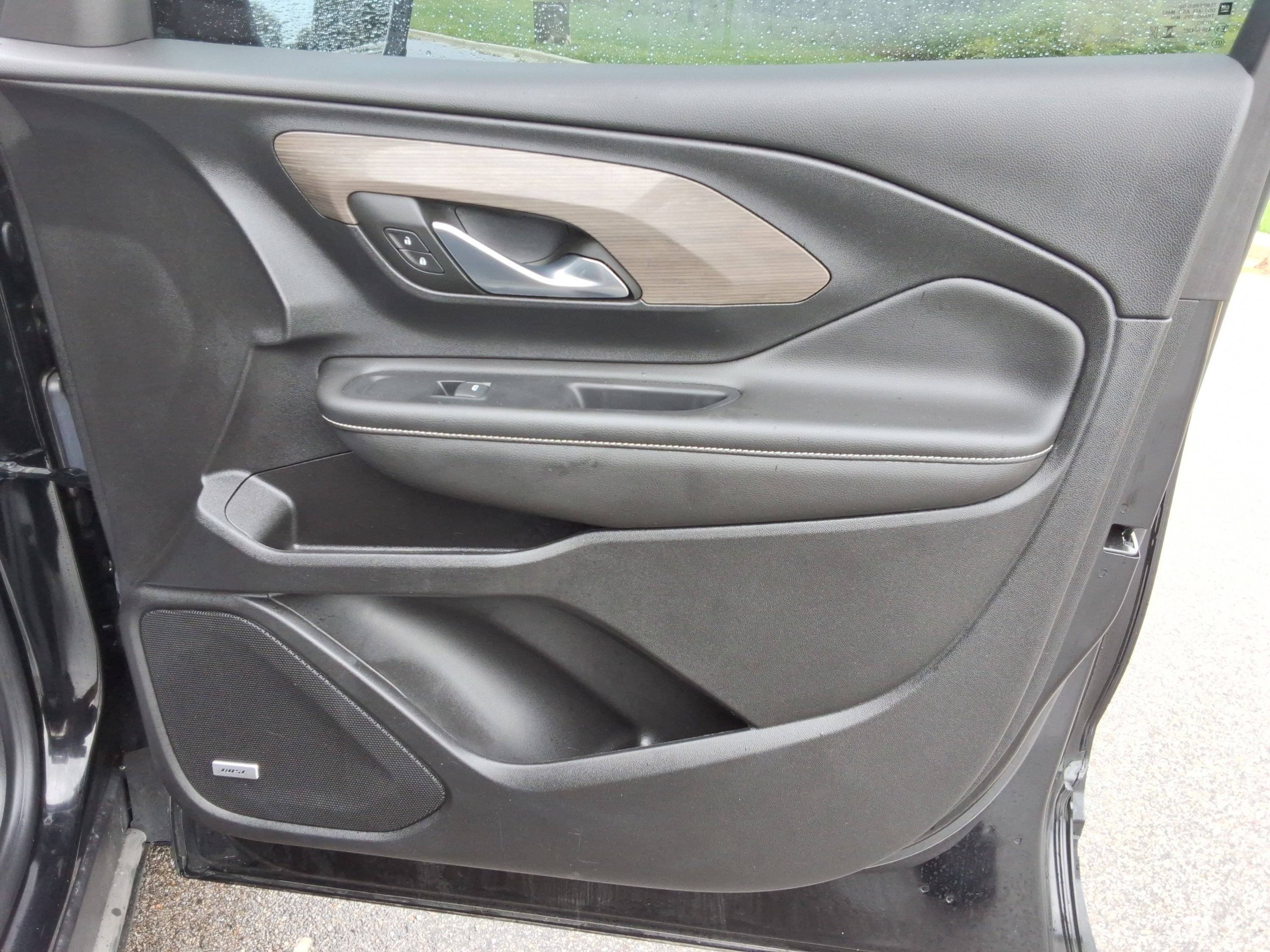 Used 2023 GMC Terrain Denali w/ LPO, Floor Liner Package AWD/4WD image 27