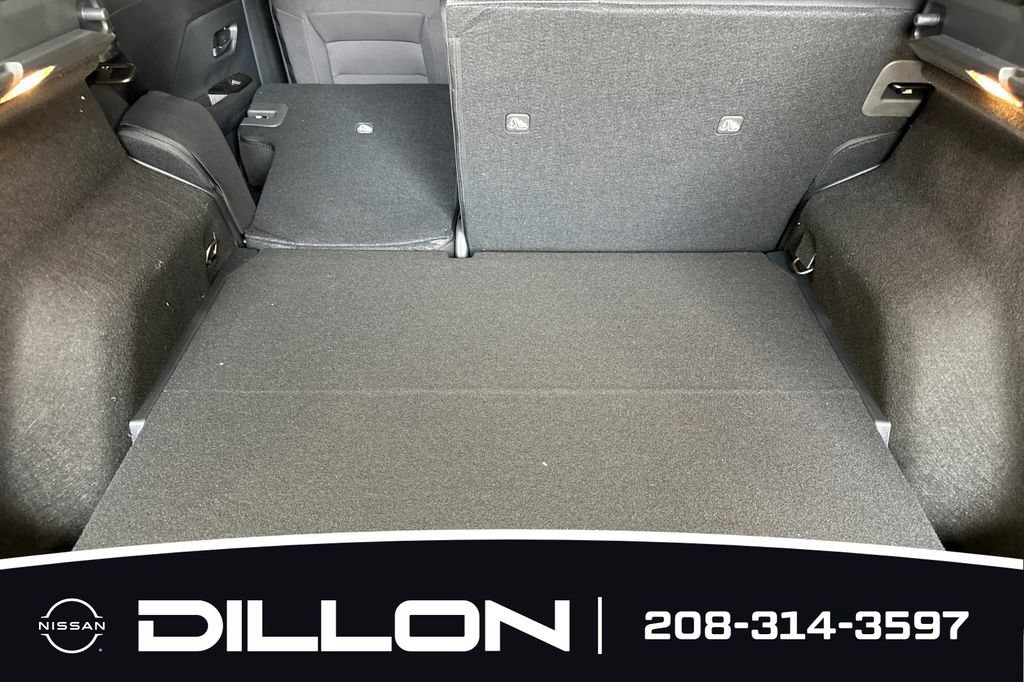 New 2026 Nissan Kicks SV w/ Cold Weather Package FWD image 16